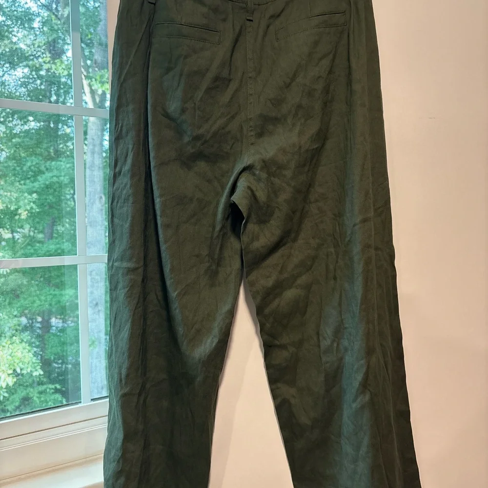Straight-Leg Men’s Pants in Dark Green